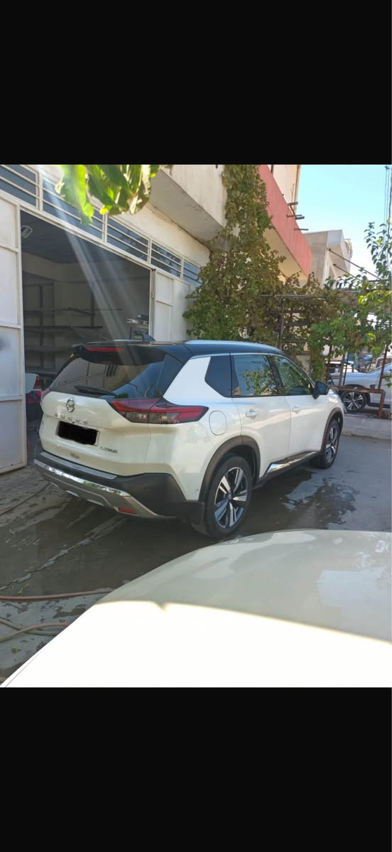 نیسان ڕۆگ٢٠٢١  پلاتنیۆمی فول فولی ٤ بستۆن پەردە سنوق شەفت پانۆراما سەقفو شان ڕەش ٥ کامێرە پێشو دوا حاساو ڕادار داتاشۆ گێچ ئەلیکترۆنی شاشە گەورە ویلی ١٩ ناو قەیسی کوشن خەزن سوکانو کوشن هیتەر ٣ مۆدی لێ خورین ئیکۆ سپۆرت نۆرماڵ سەیارەکە هەتا بڵێی جوانو ڕێکو پێکە سێتی ڕادێتەرو پێشی بیلادیە لەسعرەیا هەر نیە لە بازاڕا سەیارەکە ماڵی دۆستە سەنەوی تا کو ٢٠٢٨ تازیە بەناوی خۆمەوەیە تەحویلو وەکالەی بەشەرت هینی ماڵی خۆمە هینی مەعرەز نیە دەرگای دوای سەکن بۆیاخەو نیوەی بۆنیتەکە ڕەقەم شانسیم داناوە موشتەری تێلبکە سعری ١٧٠ مەعامەلەیەکی برایانەیە *********** السليمانية, العراق
