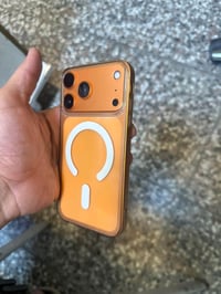 آيفون XR • ٦٤ • محور ١٧ برو ماكس