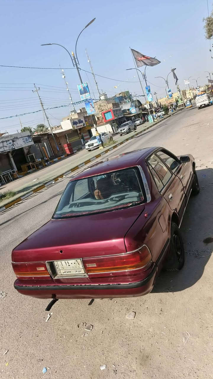 كروسيده موديل 1993 ايسر بلاد مكينه ونجي كير ومكينه وحداده وتخم تاير كله جديد سياره بسمي سنويه لل28 سياره خير من الله جديده السعر 48وبيه مجال ***********
