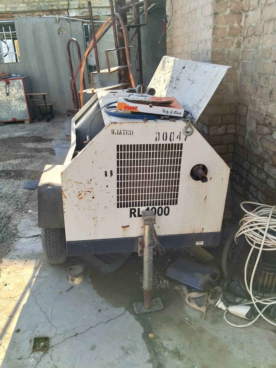 السلام عليكم مولد كابوتا بلادي5. 6 kv السعر ٢٠ ورقة 
***********
