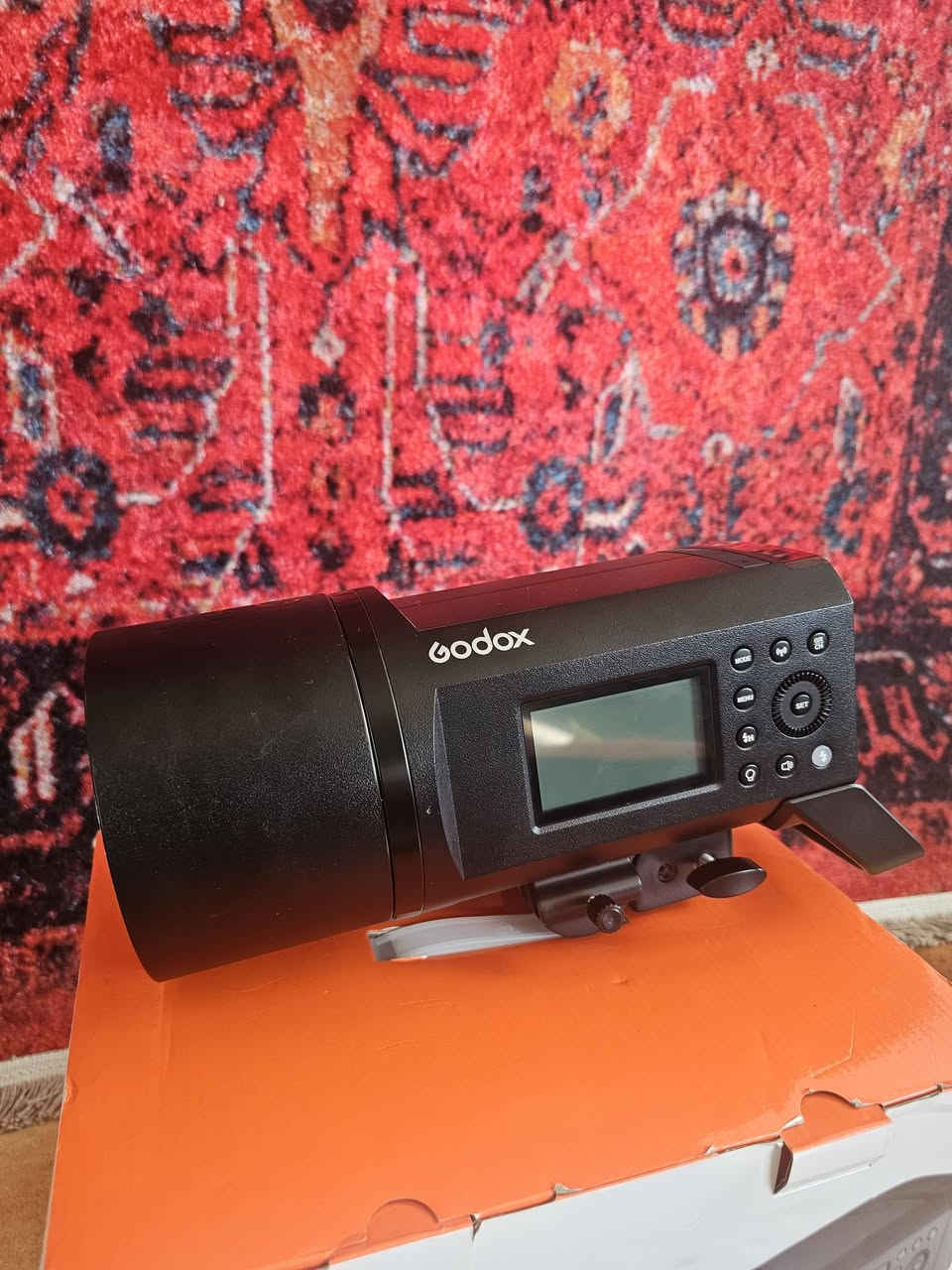 سڵاوتان لێبێت
Ad600pro بۆ فرۆشتن 
زۆر تازەیە نوکە دەرزی شوختی نیە 
١٠٠/١٠٠ پاکە 
کەم ئیشی کردووە 
٦٠٠ دۆلارم پێداوە بە چەن حەزت لێبوو بەدڵم بوو پیرۆزت بێت
***********
