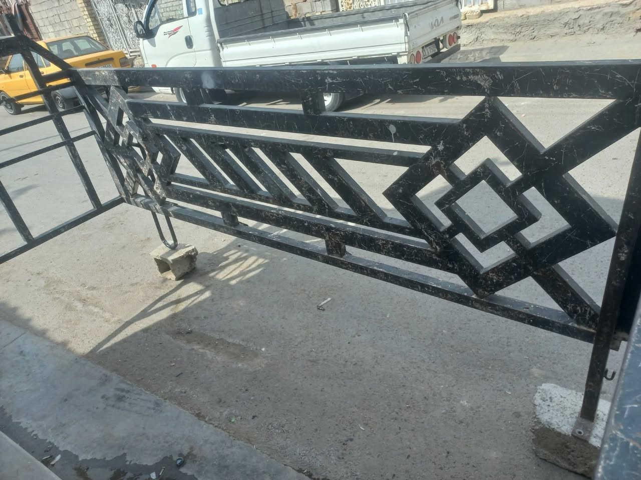 محجر • للبيع • مكان عماري قطاع خمسه