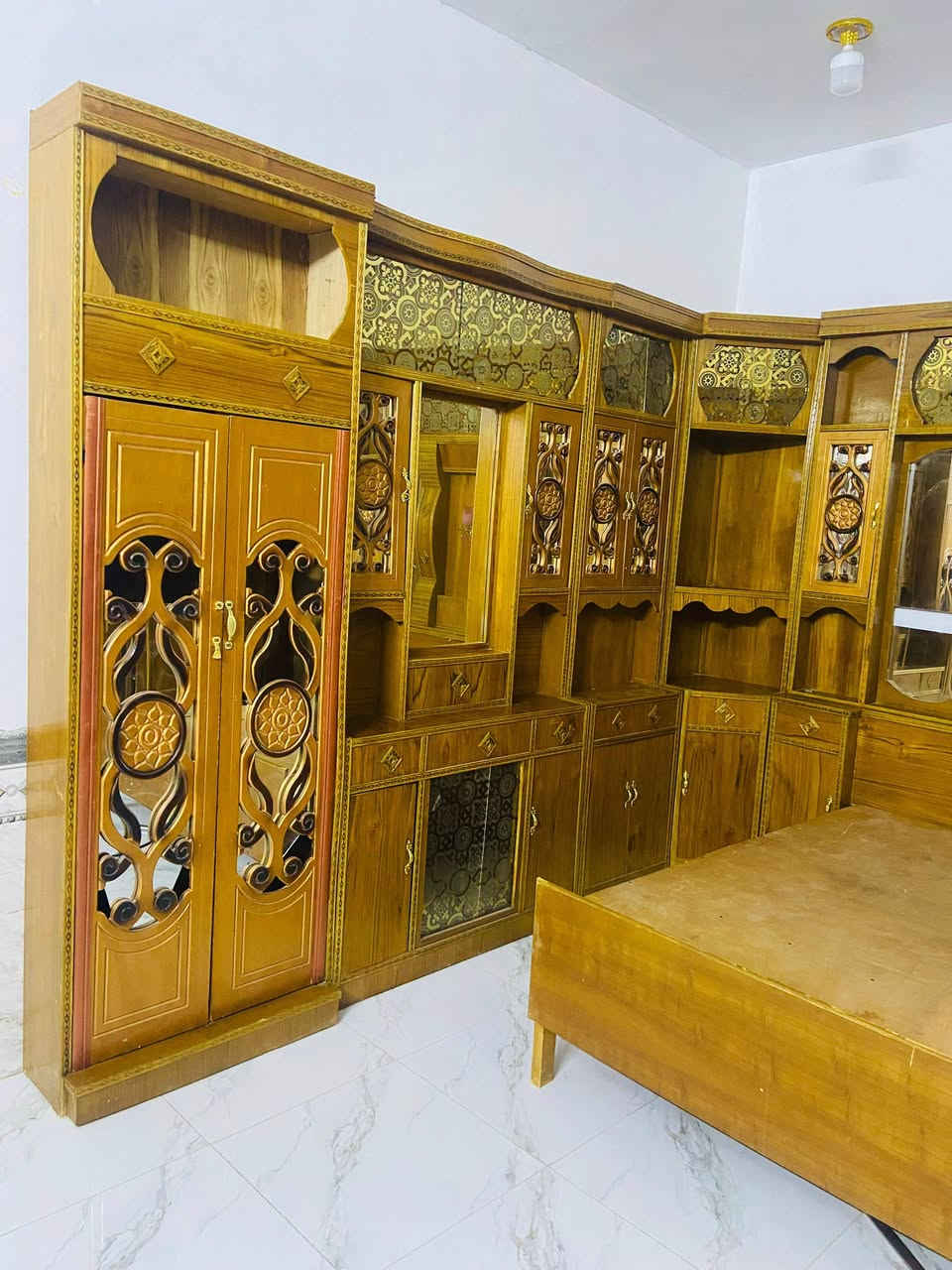 يوجد غرفه هودج قاطين للبيع بسعر مناسب 750 الف مع شد ونقل الاستفسار على الرقم ***********/واتساب وماسنجر
