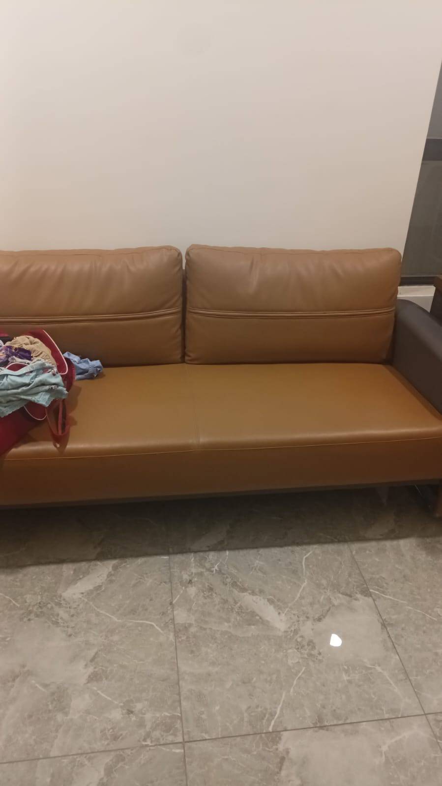 أغراض مكتبية • أغراض منزلية • جديدة نظيفة