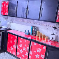 كاونتر المنيوم • سنك مرمر • نظيف جداً