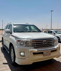 لاندكروز بريم • ٢٠١٣ • النجف