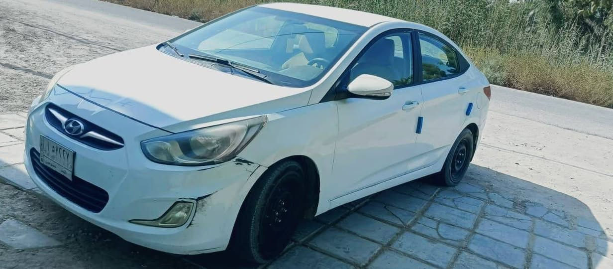 أكسنت 2014. خليجي 1600 مكفوله بيه شويه  بارد بلباب بس  السعر 84   وببيه. مجال***********
