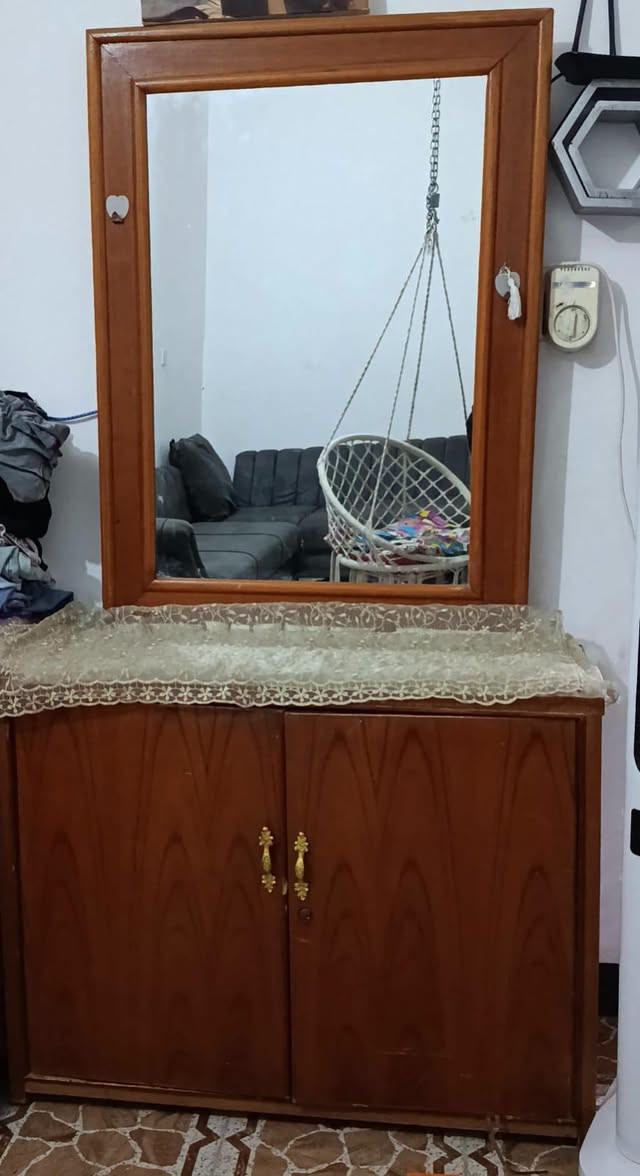 الرمادي • أثاث منزلي • زوالي وسجاد