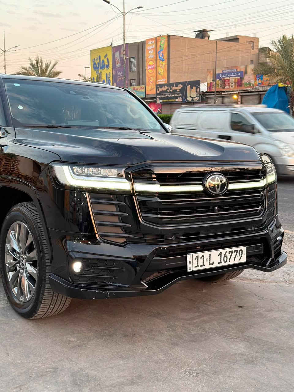 لاندكروز 2024 vx, limited
تنفس طبيعي ، رقم بغداد ،  كفالة عامة من كولشي حتى زلغ
مغلفه سياره (PPF)
المواصفات 1/1
* كشنات تدفئة تبريد (امامي وخلفي)
* كشنات جلد وكهرباء مع خزن ميموري
* كامرة امامي خلفي
* رادار امامي خلفي ( مانع اصطدام)
* جنطة كهرباء + الكشنات الخلفية 
* فلاش طوارئ عند الوقوف ( فتح الصندوق ) 
* تشغيل عن بعد+ ابوب شفط  
* سلايت 
* شاشات خلفية + شاحن لاسلكي
* تحكمات ستي 
* كاملة عدها وغراضها كاملات ممفتوحة بدون اي نقص 
السعر (745)
الاستفسار ***********
