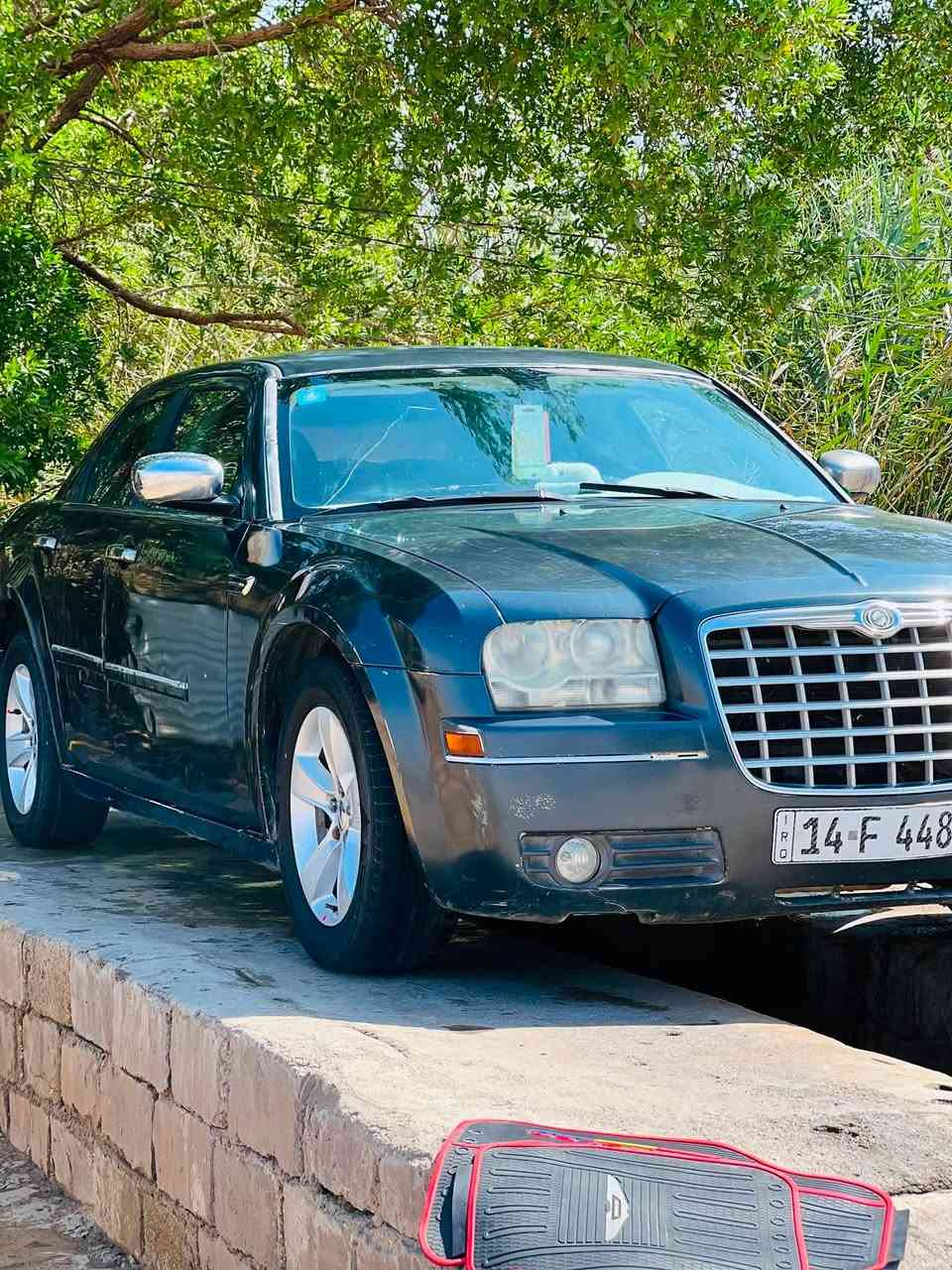 سيارة كرايسلر اوباما 300  مديل 2007
مبدل جاملغ وبنيد صبغ حزام جمالي   سيارة نضيفه  وجاهزه حداديه جديده تبريد وتدفى كير ومحرك شرط  
رقمها بصرة تحويل ثاني يوم مكاني الناصرية الغراف 
***********
***********
