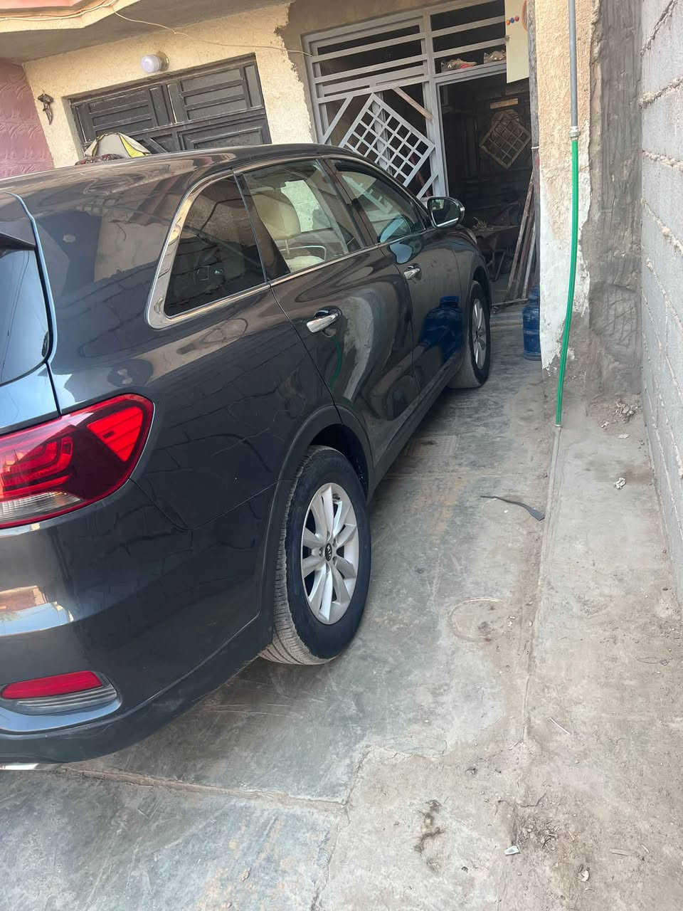 سورنتو موديل20
وارد امريكي كلين نص مواصفات ماشية 88الف ميل
بيها شخوط بسيطة في بعض الاماكن السيارة بشرط الكير والمحرك حدادية تمام التايرات نص عمر شرط الفحص السيارة وبأسمي للاتصال ***********
الاثير***********
السعر 195
مكاني كربلاء حي القادسية
