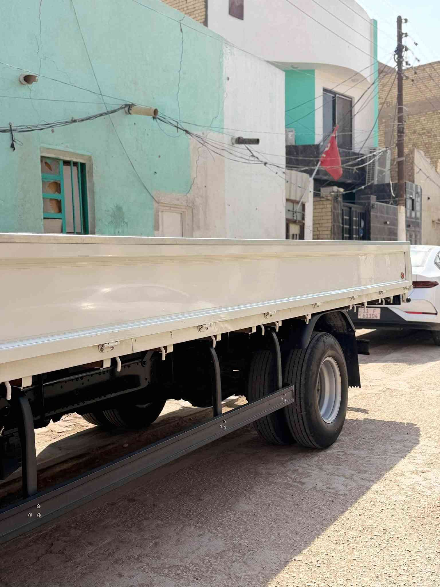 السلام عليكم كنتر للبيع موديل. ٢٠٢٥ الطويله  رقم سليمانيه  كفاله عامه ماشيه ٢١ الف. بعدها. زيرو  خليجي.   تريد وكاله تريد. تحويل. مكانها.  نجف.  ***********
