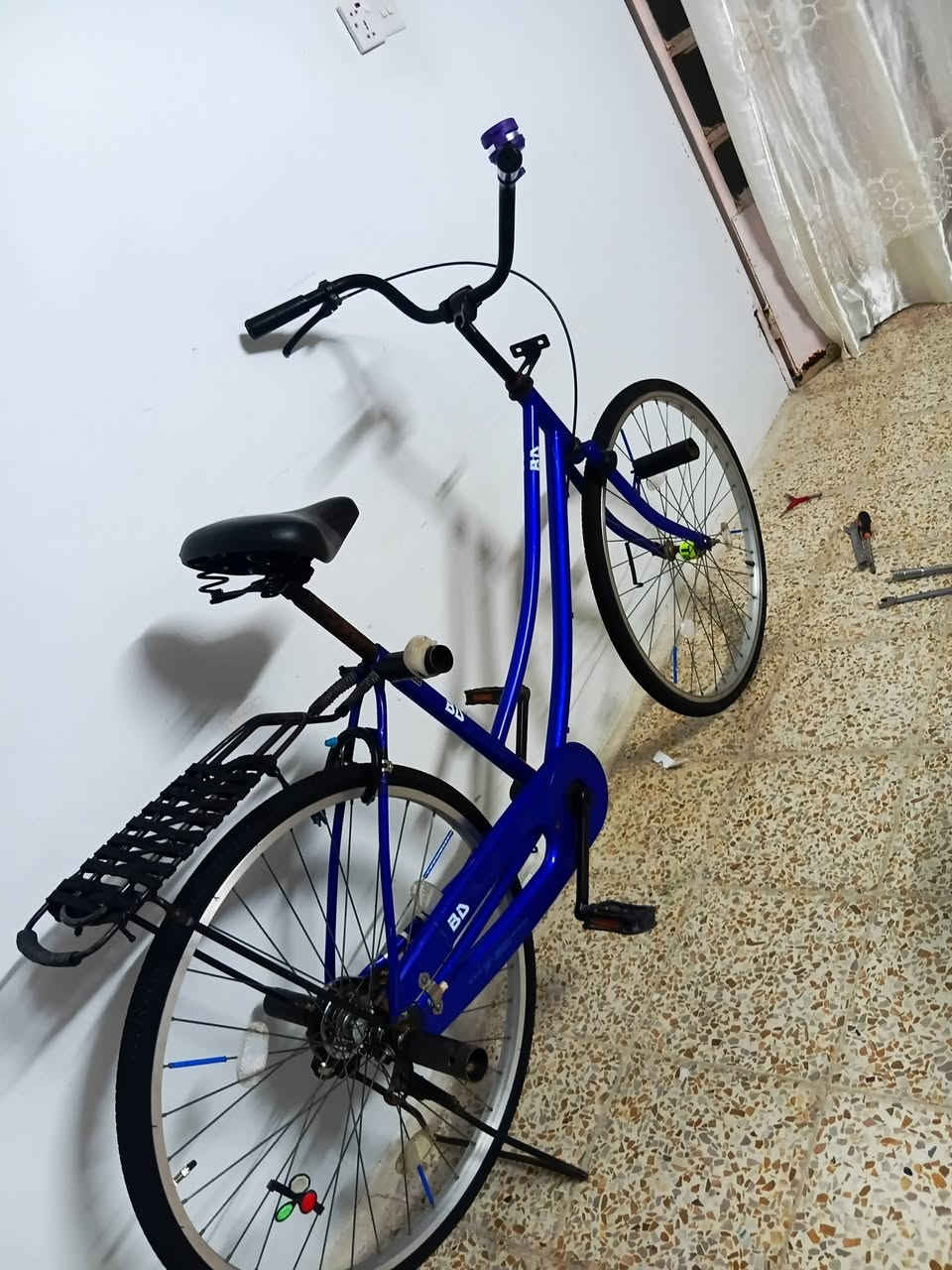 سلام عليكم باسكل للبيع شركه بيدي لون مميز مديل 2020 سعر 130 بي مجال شي قليل مكاني حي سومر رقمي ***********
