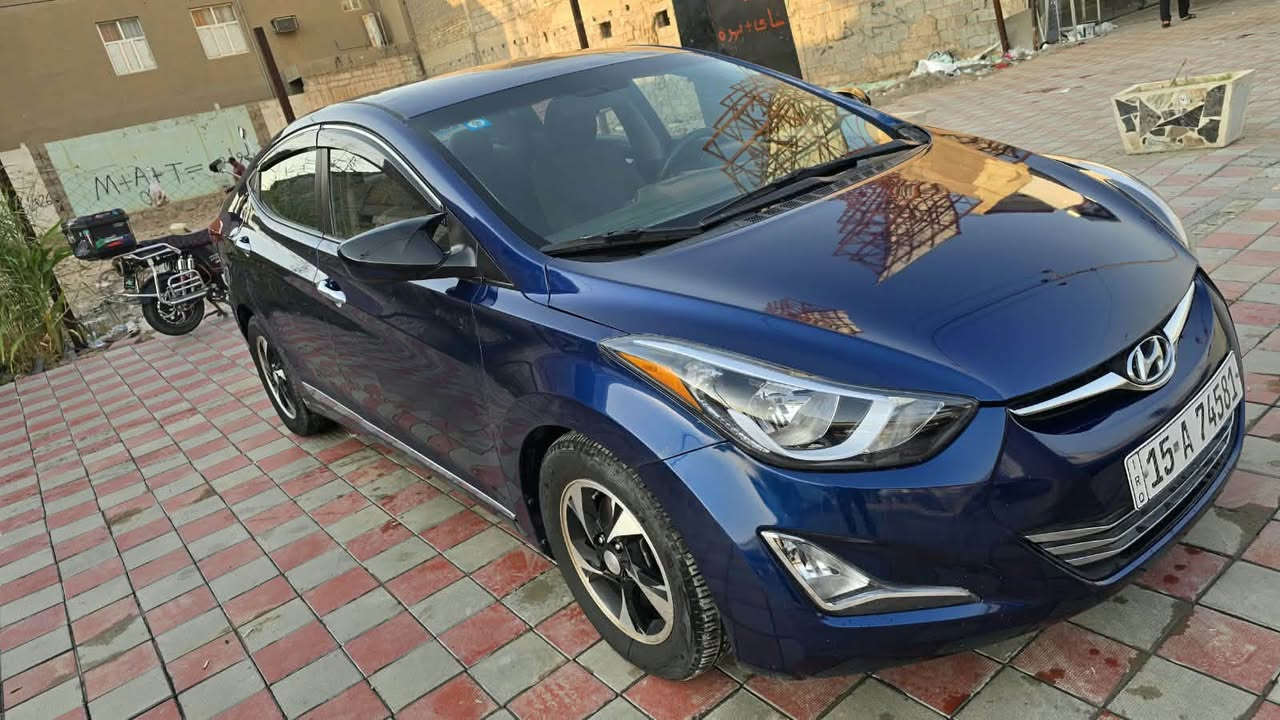 السلام عليكم النترا. موديل 2016 وارد امريكي بيها قطعتين صبغ من غير دواخل. جاملغ وبنيد سياره خير من الله مناقصها اي شي مكان السياره الانبار الفلوجه السعر 97 
***********
***********
