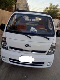 كيا حمل 2700 • ٢٠١٥ • بغداد الجديدة
