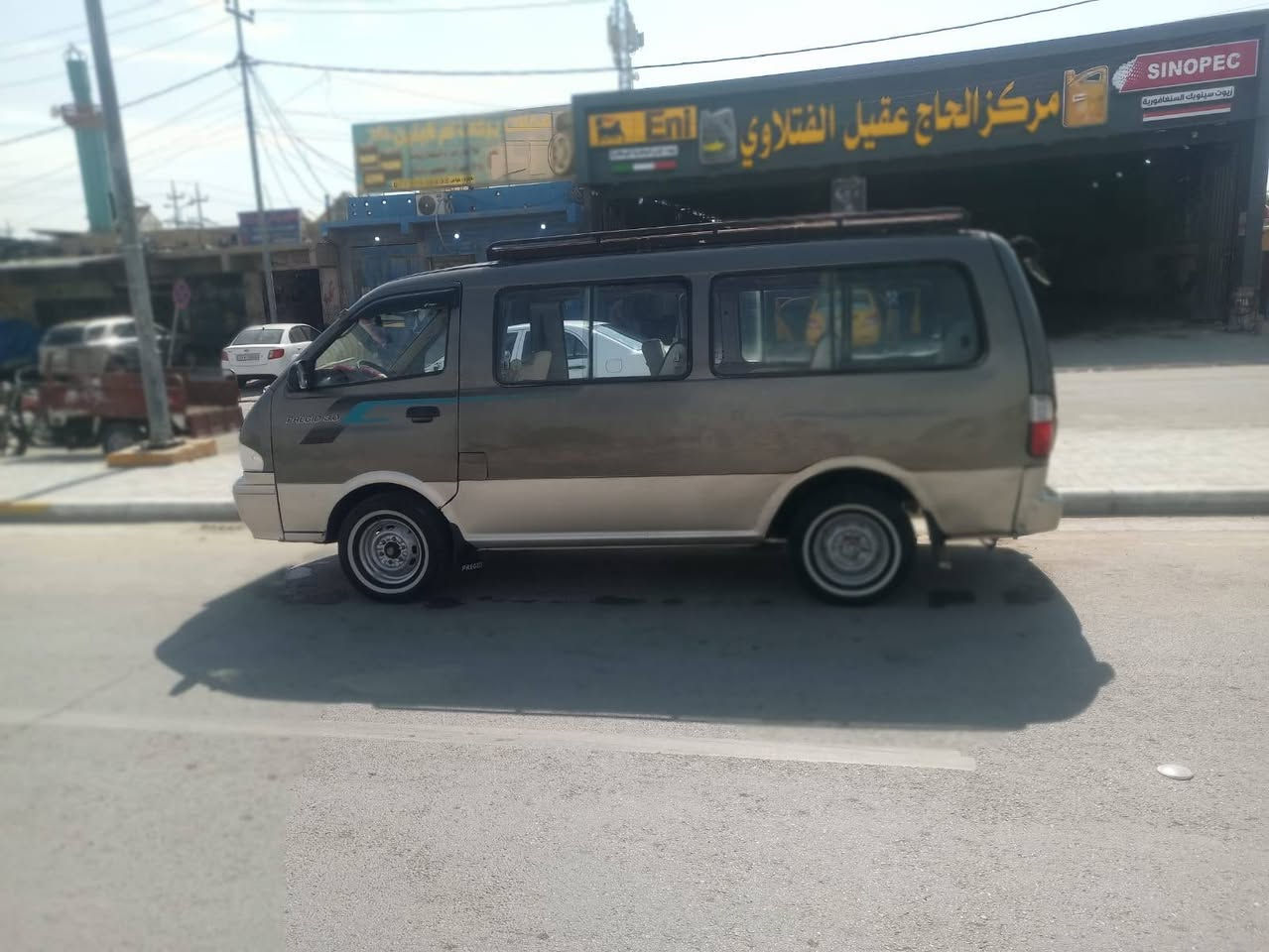 السلام عليكم بريجو موديل 2001 رقم بغداد سياره جاهزه مكينه وكير وحداديه كهربائيات كلها جديد هيئه هيئه وغرامات مصفره. سعر 72مكان كربلاء ***********
