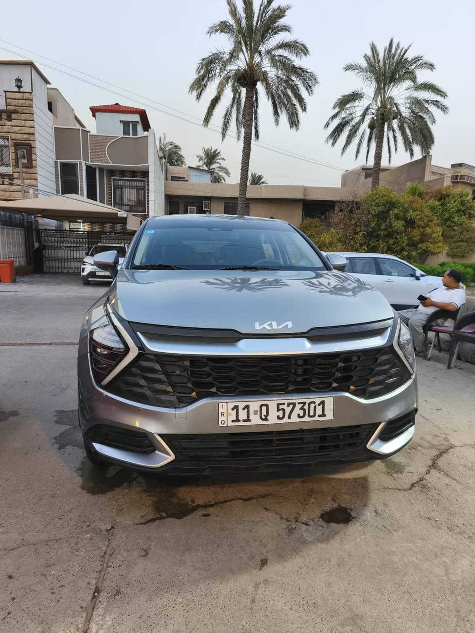 سبورتج 2023 هايبرد امريكي
محرك 1600 توربو 

مواصفات السيارة:
فور ويل 
انظمة قيادة
كشنات تدفئة
رادار امامي 
تحديد مسار 
اوتو هولد 
مثبت سرعة
اوامر صوتية 

السيارة ماشية 65 الف كيلو 
حادث السيارة موجود بلصور 
العنوان بغداد 

***********
