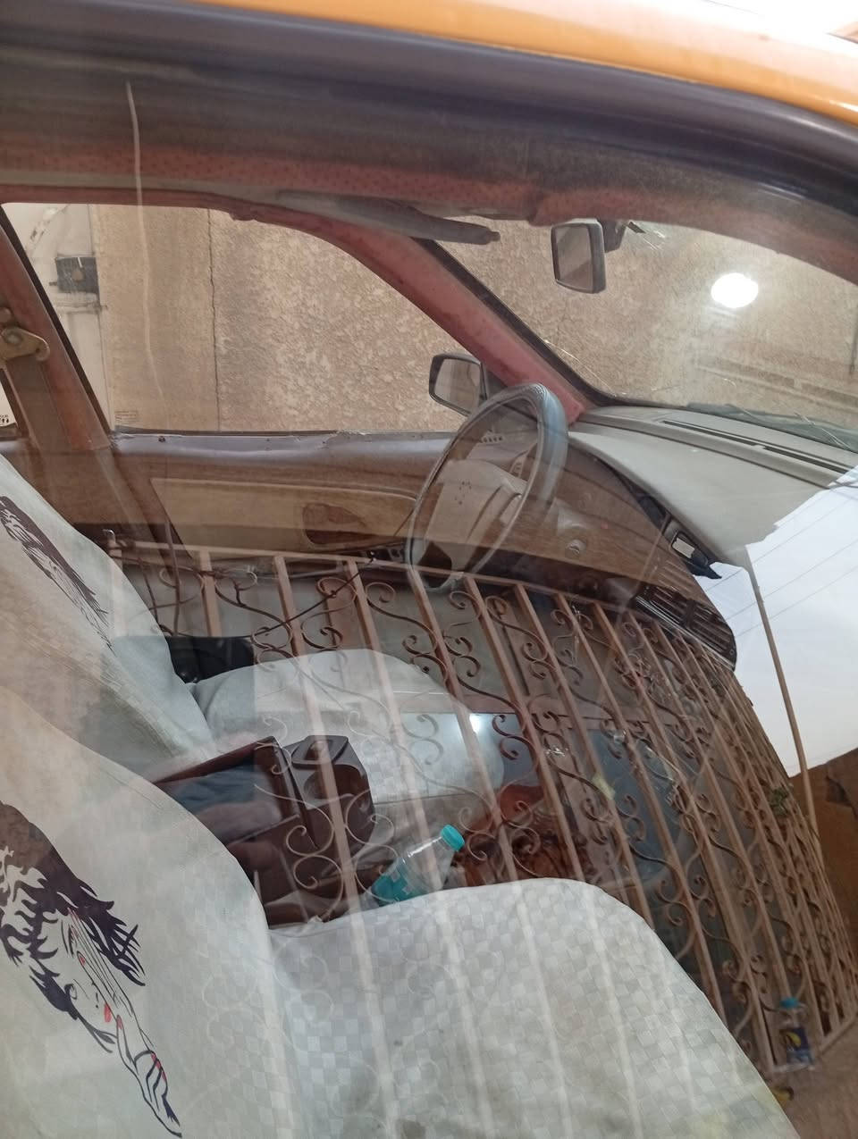 السلام عليكم بيجو 405 موديل 16كير مكينه خير من الله حداديه 60 بالميه تبريد ليك تايرات جدد مصفره هيئه وغرامات الهيئة بدت تعد من 3 بشهر السابع مكاني بصره الجبيله *********** السعر 30 وبيها مجاااللللل راعيها بالجبيله موجود تحويل ثاني يوم
