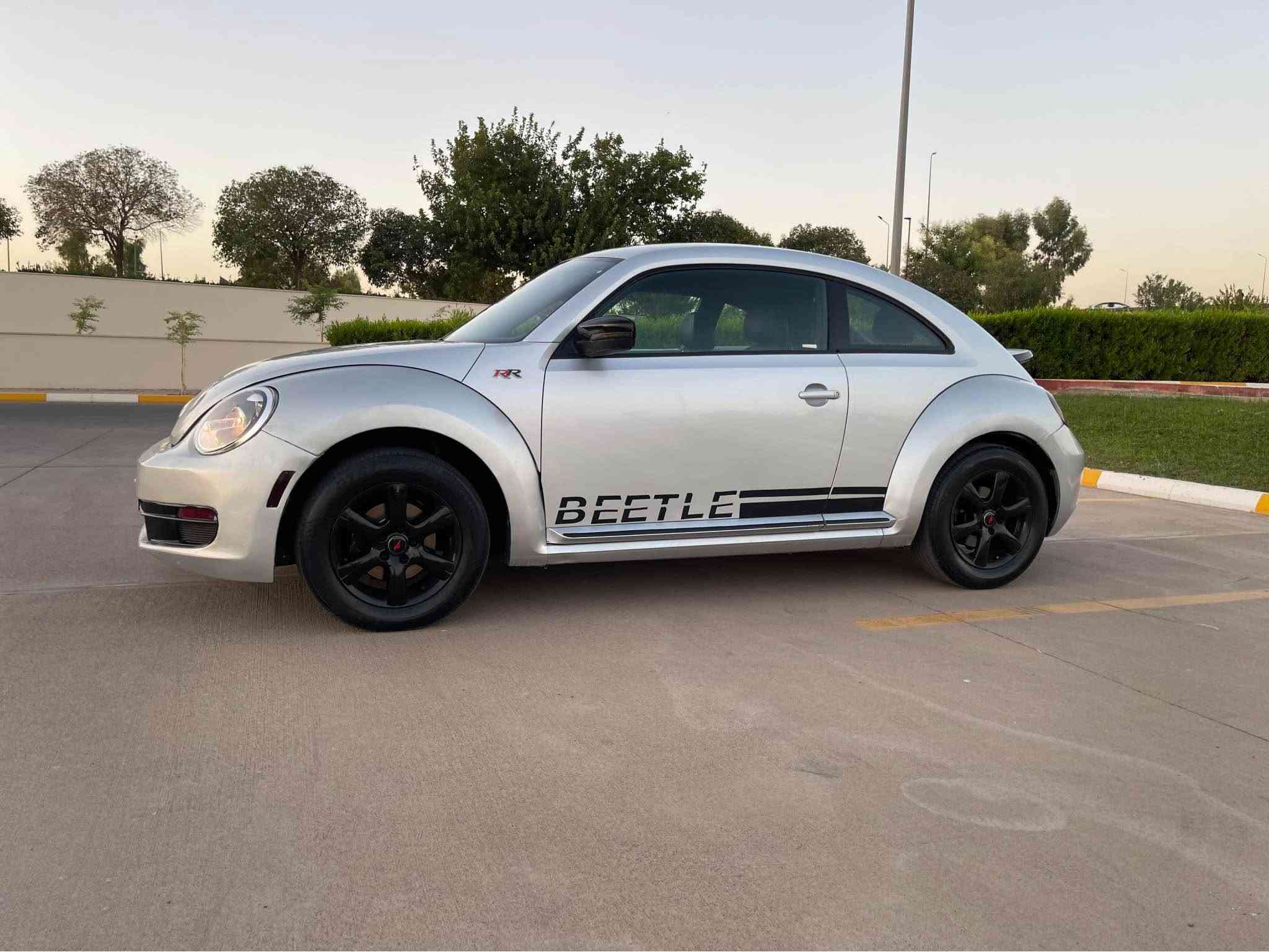 VW Volgs waign
BEETEL
موديل ٢٠١٢ 
٥ پارچه بوياغي هه يه به حيزام ده يفروشم به بي ده عم 
گير عادييه ٥ پستنه زور زور به قوه ته ماشالله ي ده وي يه ك دينار مه صروفي تيدانييه كوشن جلد سارد و گه رم سعريشي ٦٠وه ره قه و مجاليكي كه م شويين هه ولير
*********** أربيل, العراق
