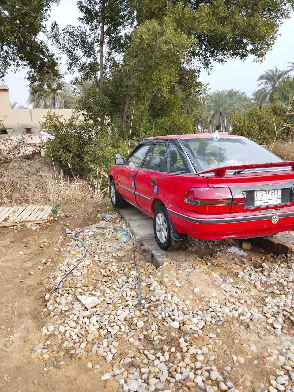 السلام عليكم كورولا للبيع موديل 92 سعر ب 30 وبيها مجال***********
