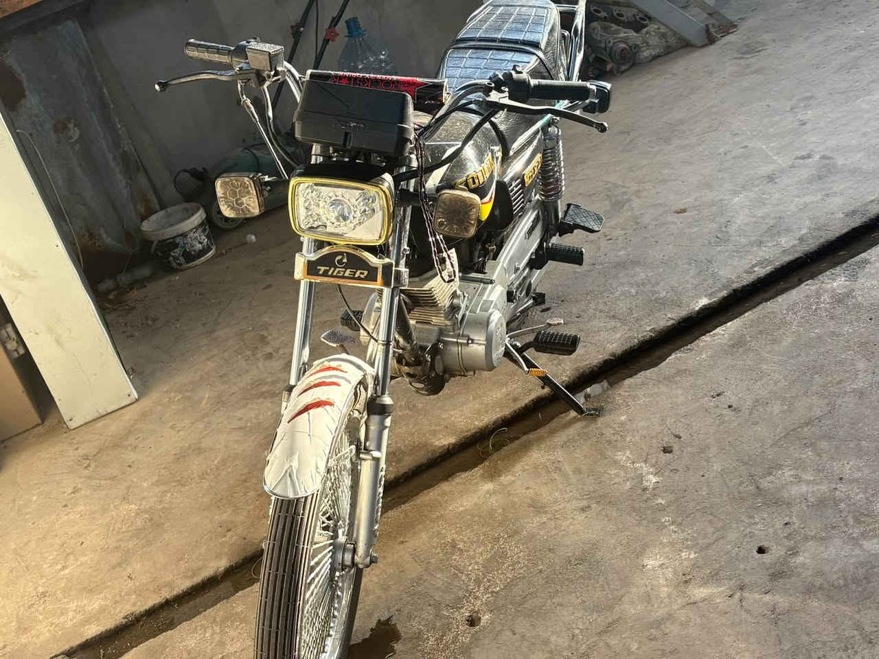 دراجه • ٢٠٢٤ • مجال بسيط