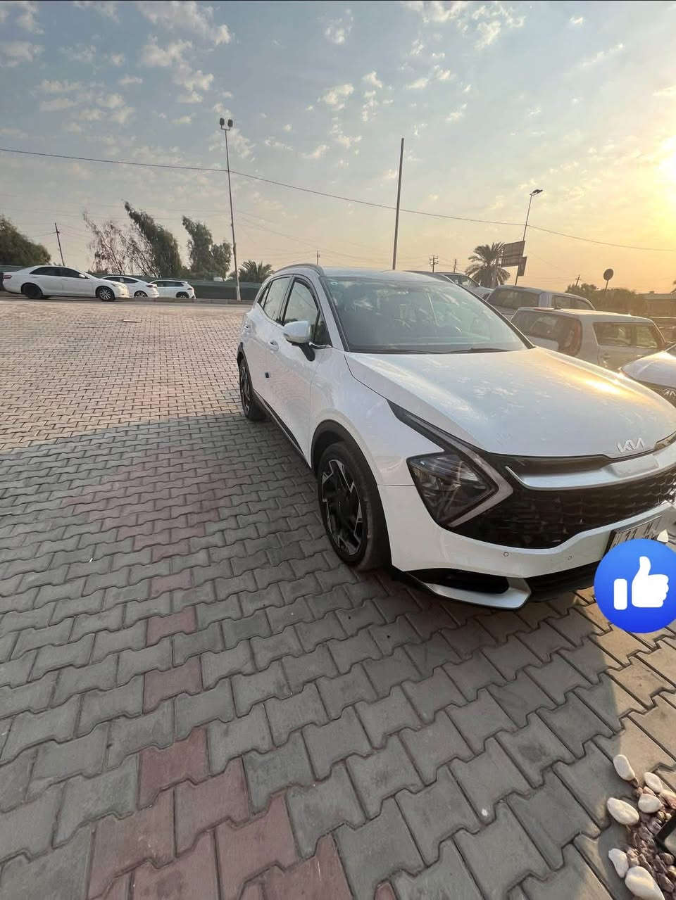 السلام عليكم
سبورتج  خليجيه 2023 للبيع ماشيه 55 الف سياره جديده بمعنى الكلمه بيها ملاحظات بسيطه كانت يم دكتوره بيها تكحيلات خفيفه واضحات بالصور مابيها اي نقص السياره كلشي متصرف عليها مواصفات عاليه عده الفتحه 

كلشي بيها جديد من دسكات  تبريد كلشي مسويلها ادامه سياره جاهزه مابيها سونار ذكرت الي اعرف بيها   

سعرها 190$ بيها مجال حك الجيه 

***********
