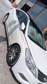 ازيره • ٢٠١٣ • نضيفه