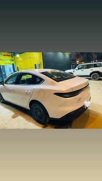 سيل 5 للبيع كفاله عامه  معدل المشي الكلي 1500 كيلو فقط  يعني زير عده ك...