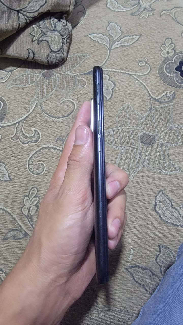 اوبو A55 • ١٢٨ جيجا • رام ٨