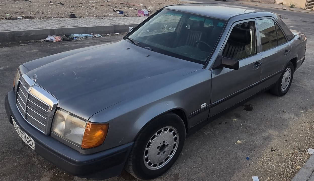 تحية طيبة 

مارسدس دب موديل 88محدثه 91

رقم انبار مشروع وطني سنويه لل29

محرك ابلادي وكير محرك 4 اسلندر

كشنات جلد دواخل كهربايات جاهزة

كير محرك كفالة تخم تاير جديد 

مكفولة من الظربة صبغ جمالية 

بيع امراوس حسب القناعة 

السعر المطوب /48\وبيها مجال بسيط

مكان السيارة بلكوت مركز مدينة

/***********\***********
