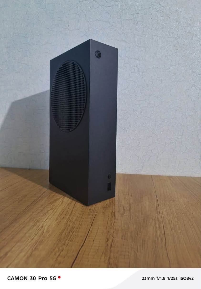 سلام عليكم مرخصه أدمن الكروب
جهاز Xbox سيريس إس واحد تيره ويا جهاز سماعه وجوستكات اثنين زركه شغال والبيضه بيه مشكله الدرفت  مال جهاز x ويا شاشه حجم ٢٠ جهاز مشكله الوحيده بي كسر بل USB سعره 600الف. مكاني بغداد كراده للستفسار اكثر خابرني على الواتساب ***********

نص مكتوب في الصور:
- CAMON 30 Pro 5G 23mm f/1.8 1/10s ISO6273
- CAMON 30 Pro 5G 23mm f/1.8 1/25s ISO842
- CAMON 30 Pro 5G
- 23mm f/1.8 1/17s ISO1333
- 23mm f/1.8 1/25s ISO828
- CAMON 30 Pro 5G 14mm f/2.2 1/17s ISO3314