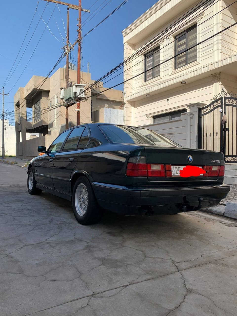 للبيـع فقـط BMW
موديل 95،بأسمي لون أخضر زيتوني بأسمي رقم انگليزي كركوك، سنوية للـ 2031، صبغ عام جماليـة #شرط گير ومحرك وتبريد وصدر و كهربائيات،تخم تاير جديد والسيارة خالية من اي عيب 
 بس شغل وتوكل على الله 
#السعر 72
التواصل عبر ***********
***********
