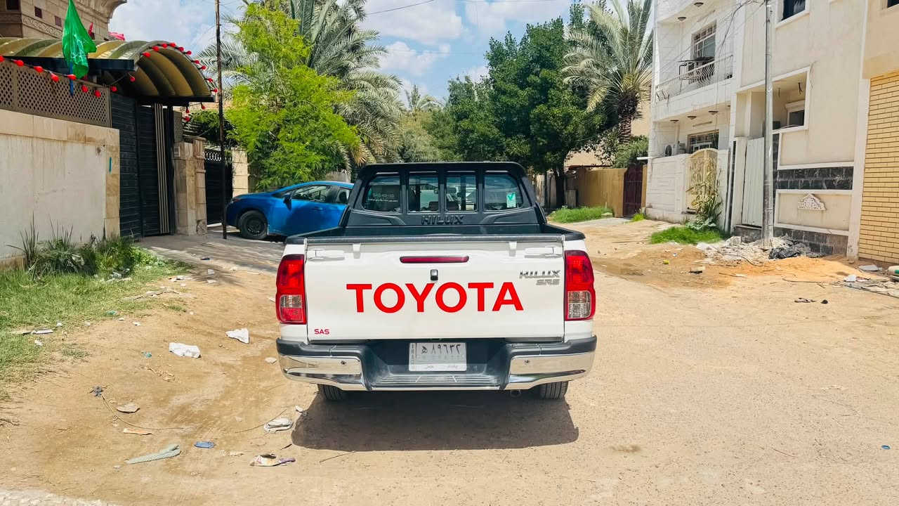 سلام عليكم هايلوكس ناصي مديل 2023 ماشيه 81 سياره نضيفه بيها ضربه بل باب مال سايق للسفسار اكثر ***********
السعر 260
