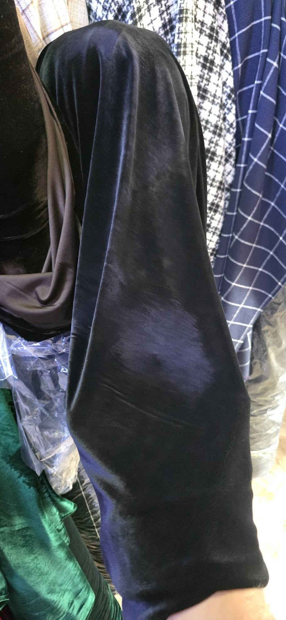 أقمشة راقية • عباية • عفك