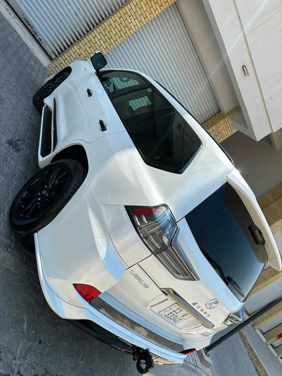 السلام عليكم لكزز كورو 2019 غنيه عن التعريف والمواصفات بغداد باسمي مكفوله من الصبغ والبارد تصليح بيدي ار الابابوب اليمين ورصعات بصيطه بالقماره السعر ٦٢ قابل للتفاوض للاستفسار ***********
