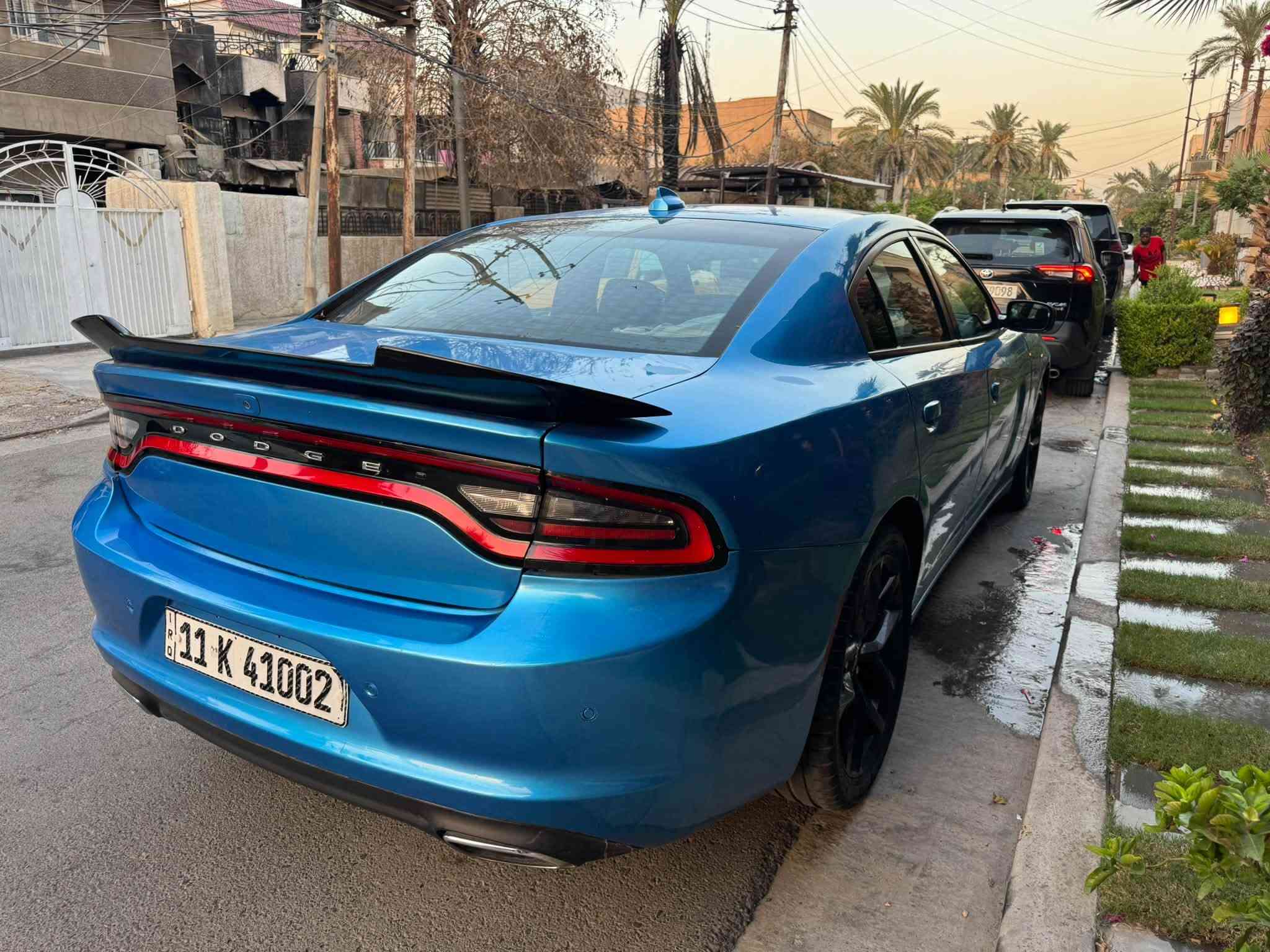 آلُسلُآم عٍلُيَگم ۆرٍحٍمہ آلُلُہ ۆبرٍگآته
دوج جارجر لون بحري 
موديل 2023 
رقم بغداد الدولي   سنويه بسمي شرط تحويل 
عداد المسافه 78 الف ml 
حادث فقط جاملغات خلفيه وقبق جنطه 
بجم كبس ع وضع الشركه بدون ايرباك  
                      السعر 225 ورقه وبيها مجال 
                      المواصفات
 Sxt  معروفه مواصفاتها 
اللون بحري مميز 
* ويل كب 20نج بلاد  من امريكا 
* ⁠    سبايدر خلفي اسود  👹
* ⁠شاشه كبيرة بلاد 9نج
* ⁠مكاني بغداد الكرخ حي العدل  
* ⁠للاتصال ***********
