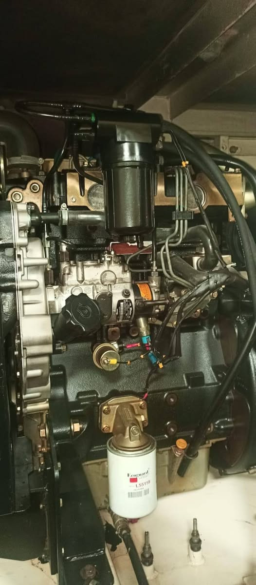 مولدة بيركز انكليزي اصلي 50KV للبيع 
ساعات التشغيل غير معروفه لا الشاشه مبدله اوتو
مستعملة نظيف صفر جاج لا تبخير ولا تجفيت 
محرك بلادي ما داخل تصليح راسي توليد انكليزي نظيف جدا ... 
3 بستم المحرك ما داخله تصليح  ابداا 
شاشه مبدله تشتغل اوتوا 
150 امبير 
جاهزة للعمل ومكفولة ضمان تشغيل 
تصلح @ للمجمعات 
اسواق عيادات استخدام منزلي وغيرها 
العنوان حي الميلاد 
***********
السعر النهائي 40 ورقه
مجال بسيط
