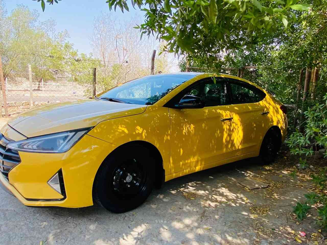 يالله السلام عليكم 
النترا 2020 للبيع 
صور الحادث مرفق بل نشر 
مكينه 2000 دوش 
كير AT 
تخم تاير جديد 
صدر امامي خلفي 
لسياره فول 1/1 
فتحه بصمه
شاشه جبيره شاشه كامره 
كشنات تدفه تبريد 
رادارات جانبي خلفي امامي 
تبريد ثلج 🧊 
امصفره هيه وغرامات سنويه جديده
رقم بغداد مكان السياره بغداد 
للستفسار انتصل على الرقم 
***********
