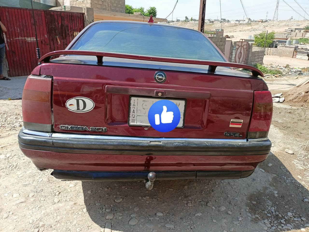 اوميكا مديل 1990 حجم 20 اصلي
رقم نينوى الماني مشروع وطني سنويه عظم لل2028 شرط التحويل 
مكينه وكير شرط طخم فوك النص عمر 
بيها كابون بانزين بسمي 
مصبوغه عام جماليه ضررها جاملغ خلفي بي معجون 
كهربائيات كلها شغاله شرط 
ويل كب اصلي 
سياره جاهزه كلها 
سعر (25)
موصل الايمن 
***********
