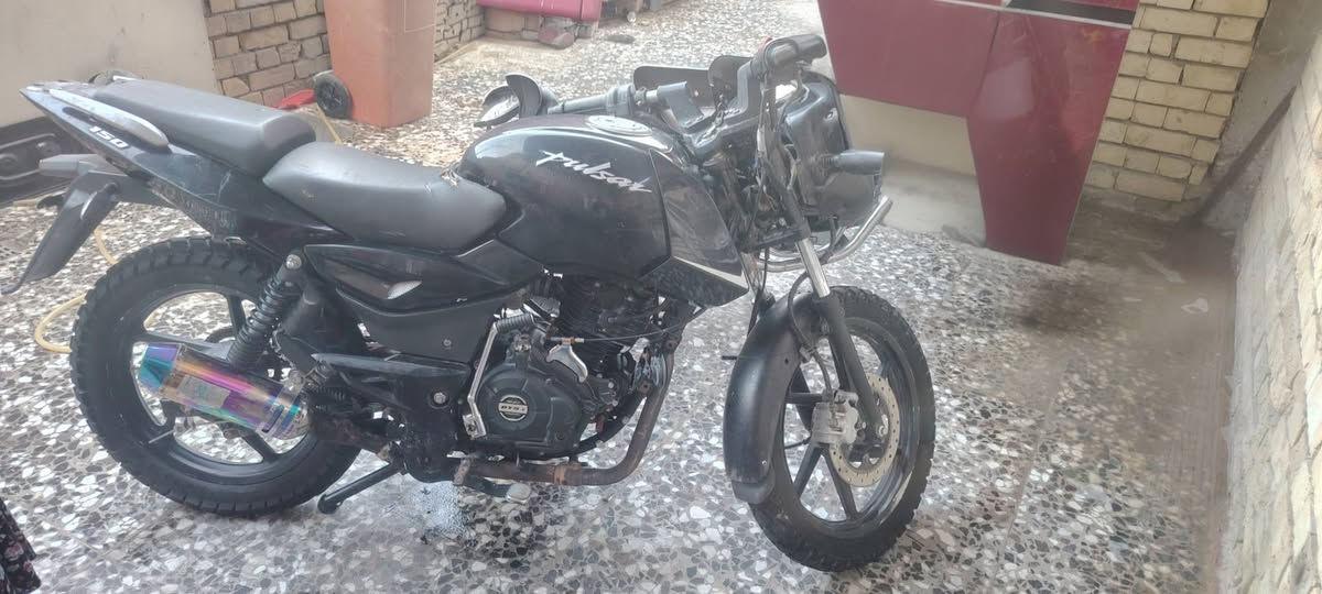 ***********
السلام عليكم بولسر مرقم مكينه 150 صالنصه رياضي
الدراجه جاهزه وتحويل مباشر بأسمك
السعر 1600 قفله والدراجه نقصها بس  اكو خربطه بالسلولي مالتها بالمعدل صافيه بس السلولي مالتها لا يخربط
والباقي جاهز من جميع النواحي
الشراي يتصل مكاني بغداد البلديات
*********** بغداد, العراق
