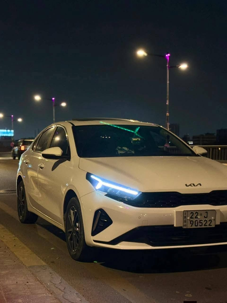 السلام عليكم 
K3 2024 
للبيع او المراوس (140) 
فول 1/1 كفاله عامه ماشيه 60 الف بيها بارد كد اصبعين
لون ابيض داخل اسود كير مكينه حداديه تخم تاير جديد مكينه 1500 دبل نوزل رقم اربيل تحويل مكاني كربلاء *********** اتصال او واتساب
