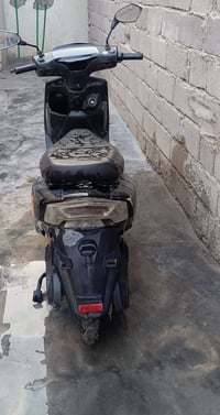 ياديا RN • بطاريات ميتة • تاير خلفي مبنجر