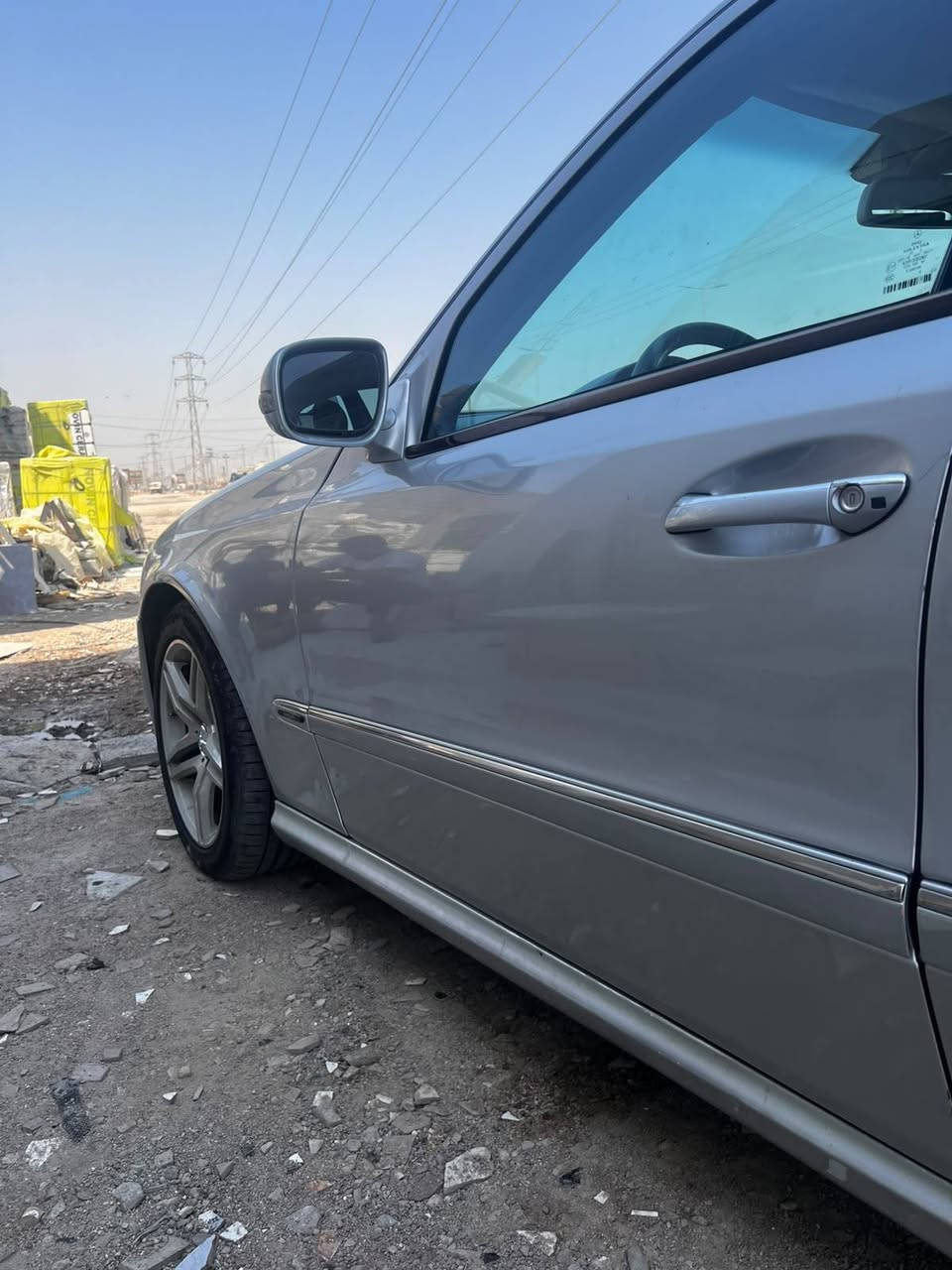 السلام عليكم مارسيدس W211 موديل 2007 رقم بغداد سنويه باسم صاحبها محرك350cc __٦سلندر سياره جاهزه ونضيفه 
تواصل على الرقم***********-***********
