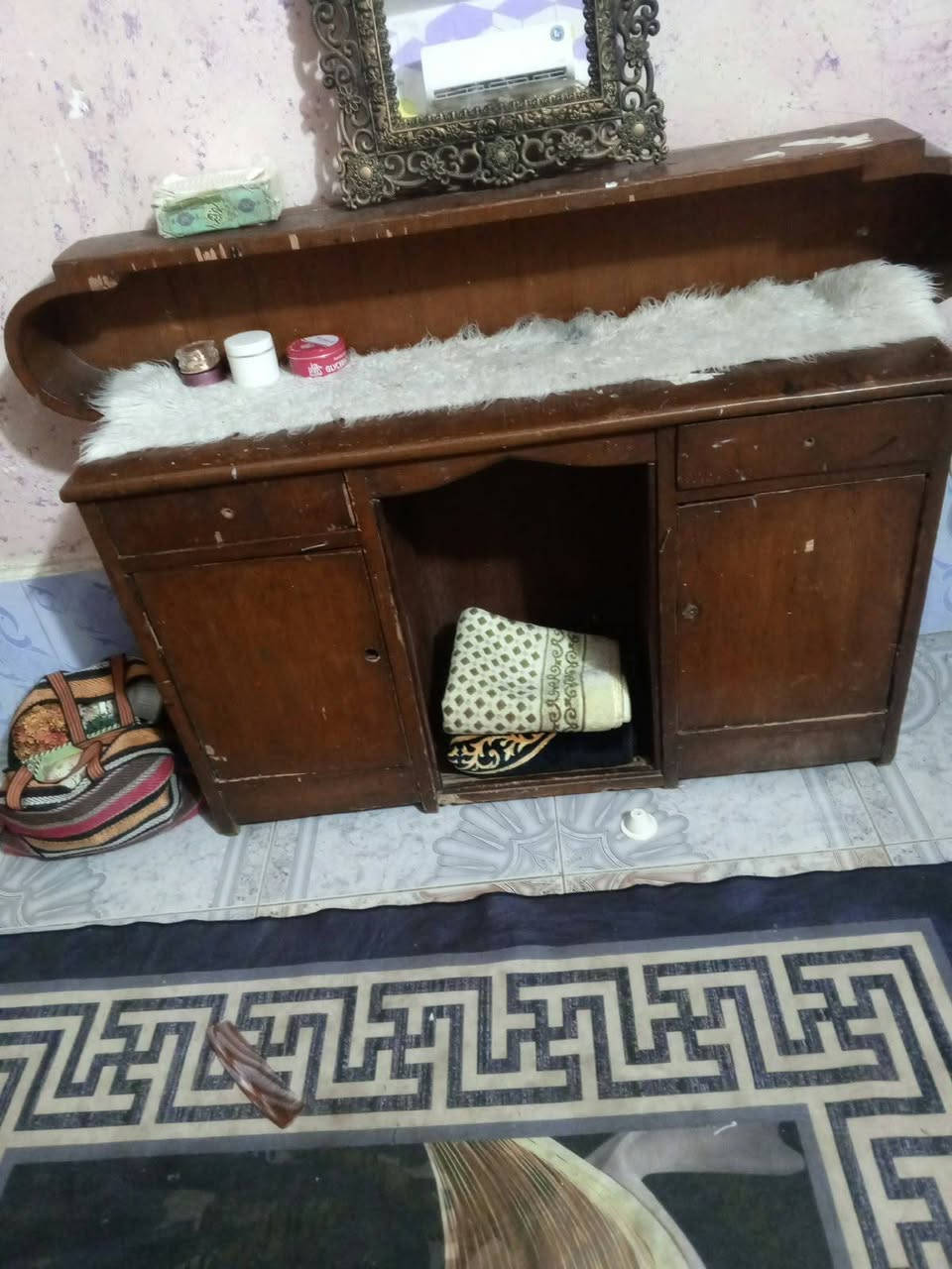 للبيع • تفاصيل خاص • علق