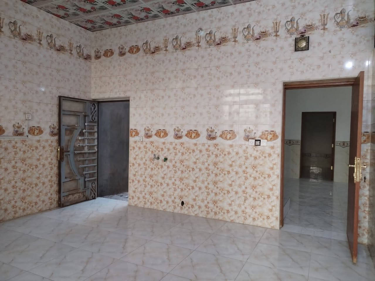 ٢٢٠م • غرفتين • مشمول طابو