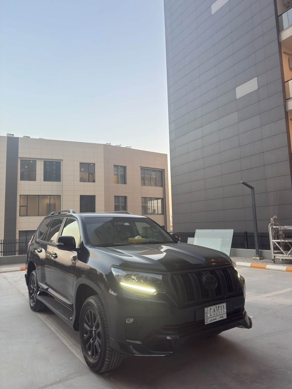 السلام عليكم
للبيع فقط بدون مراوس
تويوتا برادو 2023
TX.S midnight مدنايت
فول مواصفات
ساززززززززز S AS
ماشية 33.000  كم
مكفولة لا تبديل ولا صبغ ولا بارد السيارة جديدة لوك ونظيفة
بصمة
تشغيل عن بعد جلد
كشنات كهرباء
شاحن وايرليس
دبل تانكي
ثلاجة
سلايد
حساس امامي
حساس خلفي
اشاير مري
بك لايت ليد
ليد نهاري
سبير تعليك
مختمه مدنايت
كشن 3 حركات
زراك لايت
الخ من مواصفات معروفة
رقم بغداد
مكفولة من كلشي شخط مابيها
السعر 4 شدات و 30 ورقة وبيها مجال قليل

مكان بابل حله 
***********
