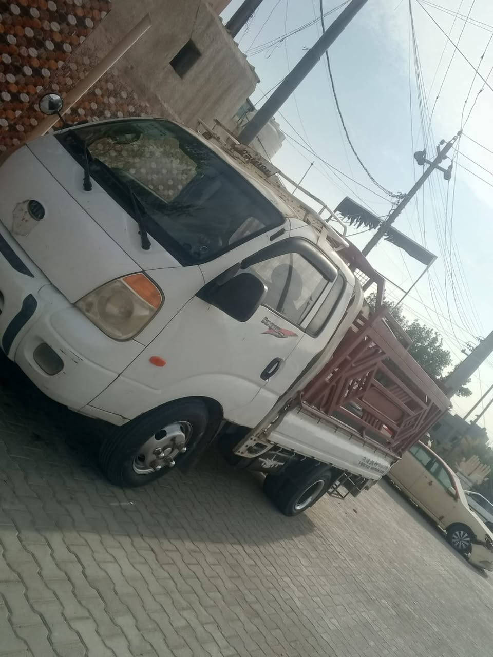فحل مديل ٢٠١١ مكينه سبلاين سياره جاهزه وجديده 
السياره بدون رقم  (أدوات) مكينه كير حداده كله جديد
السعر ٦٠ & وبيها مجال ‏‪***********‬‏ مكاني البصره

