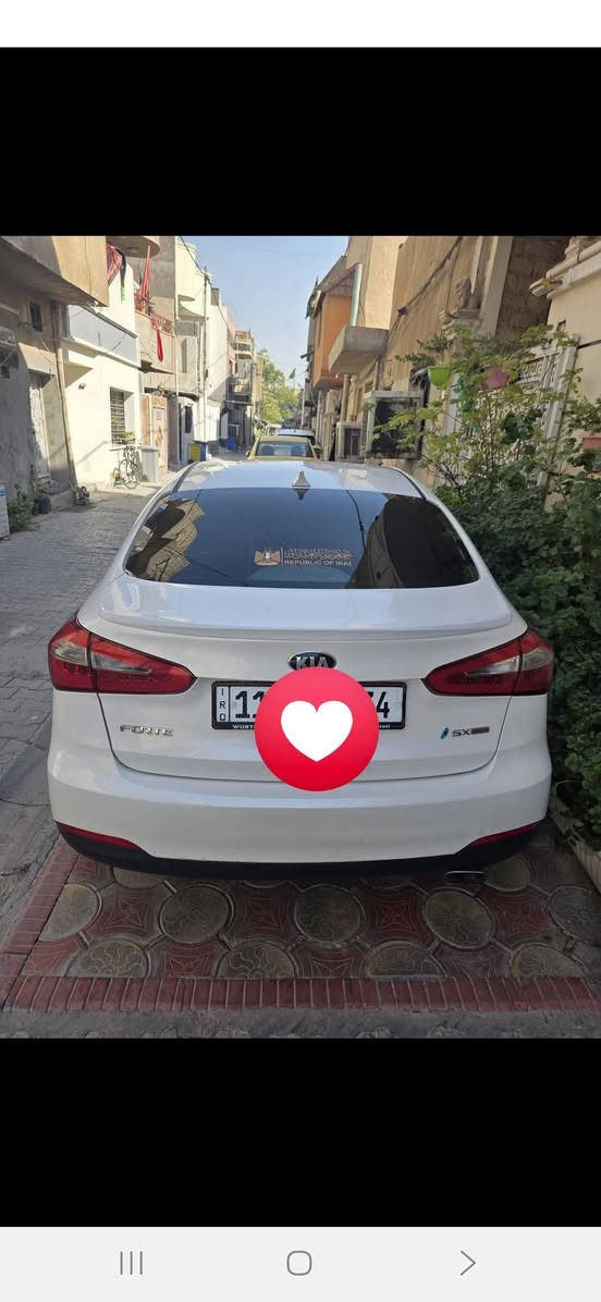 السلام عليكم
🚘 للبيع كيا فورتي امريكي السياره فول 1\1 فول مواصفات  موديل 2015  
📍 رقم بغداد الدولي الجديد
🔹 مواصفات السيارة:
• محرك٢٠٠٠ 
• لايت LED نهاري وليلي
• عدسات
• مرايا شفط
• إشارات بالمرايا
• تحكم ستيرن جهتين
• لاقطة
• كير ومحرك لم يُفتحا، على وضع الشركة
• حدادية وكهربائيات ممتازة
• تبريد ثلج 🧊
• ثلاجة بالچكمچه
• تدفئة
• تخم تاير جديد
• بطارية جديدة
• أرضية مغلفة جلد
• عداد 160كم حقيقي وقابل للزيادة
🔧 السيارة جاهزة، ما بيها أي نقص. صور الحادث مرفق بل منشور مكان بغداد المنصور  ***********

