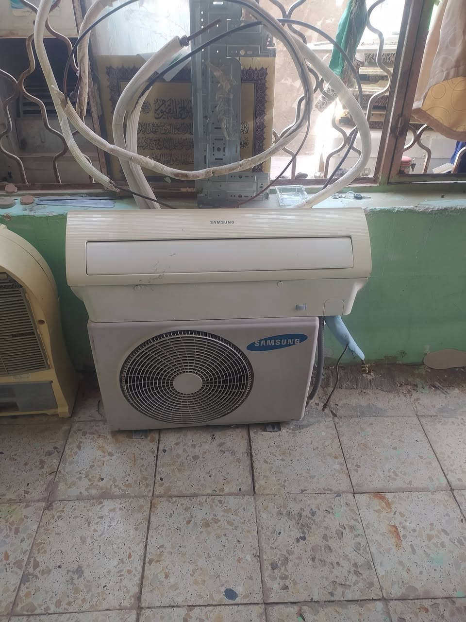 للبيع سبلت طن واحد مكان عسكري***********
