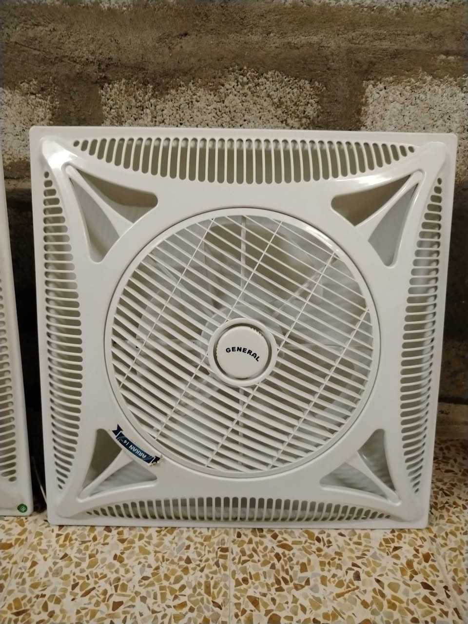 للبيع بانكات عدد 2 مال سقغ ثانوي سعر الوحده 25 
وبيها مجال بسيط العنوان موصل هيما ستي 
***********
